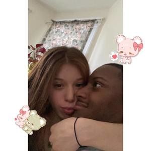 Meet your Posher, Carolina